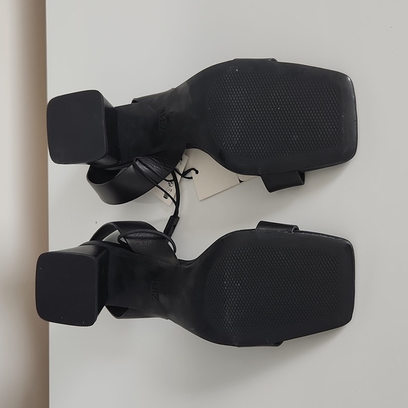 Zara Block Heel Slingback Leather Sandals - Picture 8 of 12